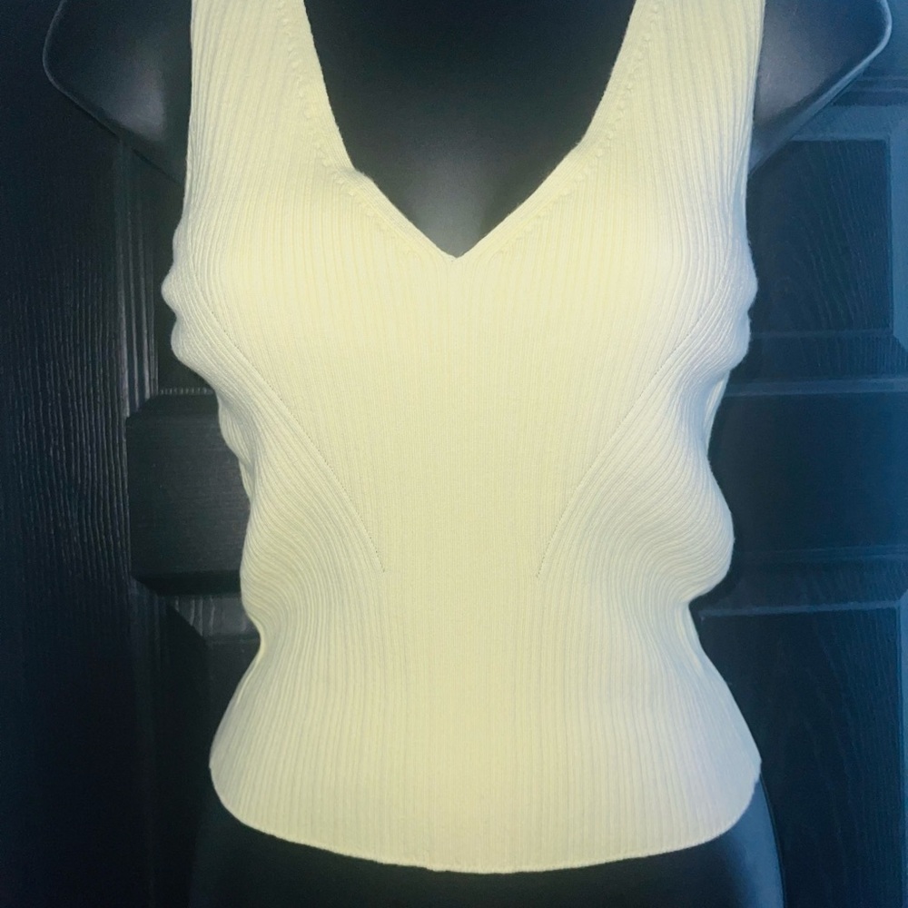 Express Yellow Ribbed Tank Top - Picture 3 of 4